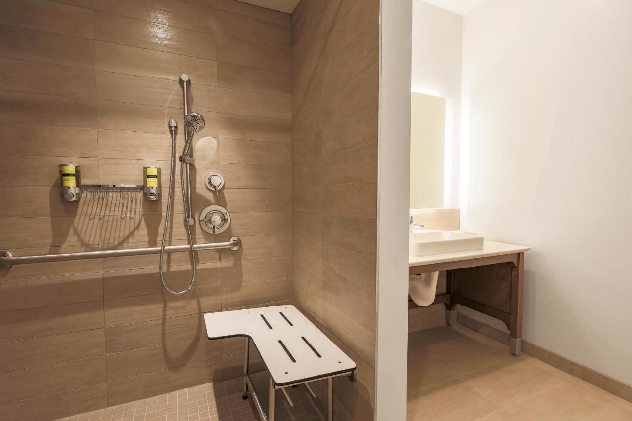 Element Ontario Rancho Cucamonga Hotel Bagian luar foto